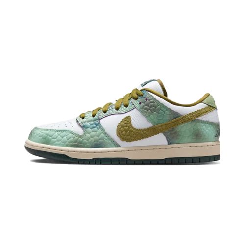 SB Dunk Low Alexis Sablone Chameleon