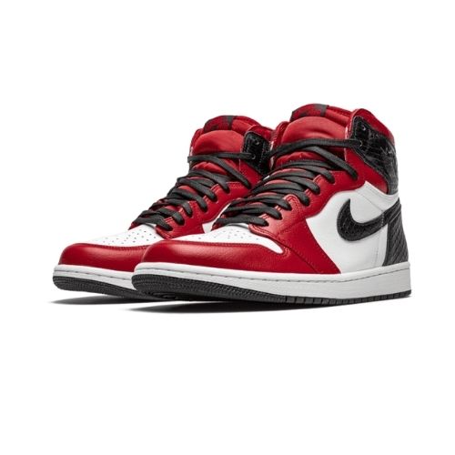 Air Jordan 1 Retro High Satin Snake Chicago
