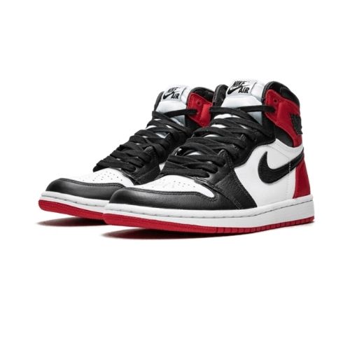 Air Jordan 1 Retro High Satin Black Toe