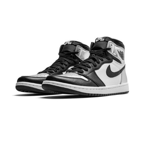Air Jordan 1 Retro High Silver Toe