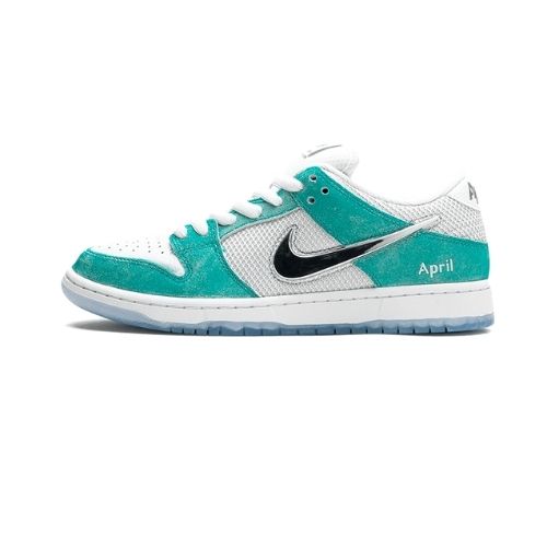 SB Dunk Low April Skateboards