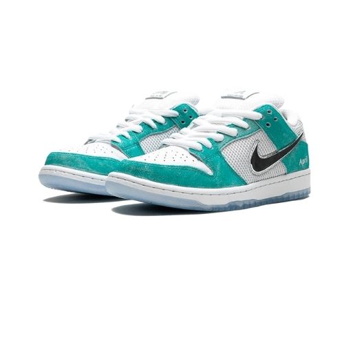 SB Dunk Low April Skateboards