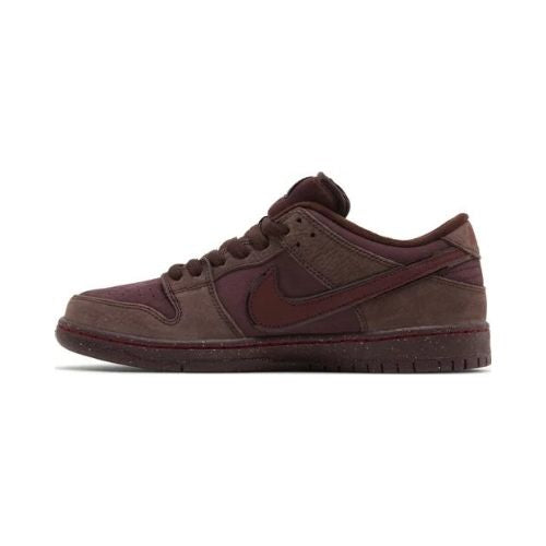 SB Dunk Low City Of Love Burgundy Crush