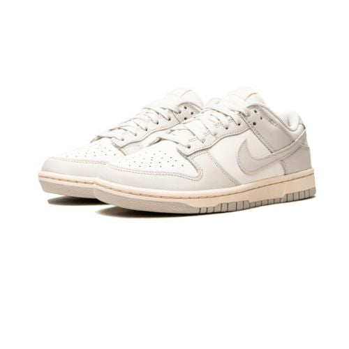 Dunk Low Light Bone