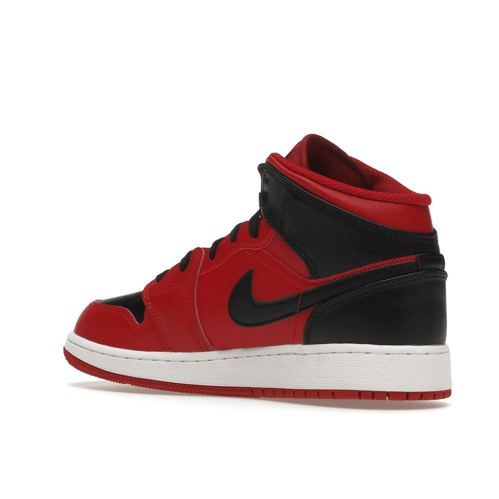 Jordan 1 Mid Reverse Bred (2021) (GS)