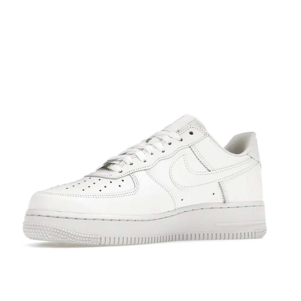 Nike Air Force 1 Low Supreme White