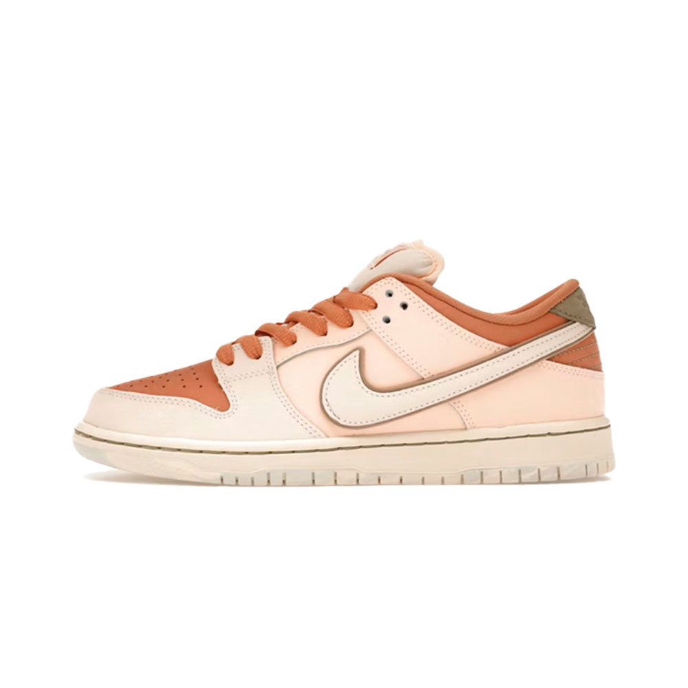 Nike Dunk Low Emb
