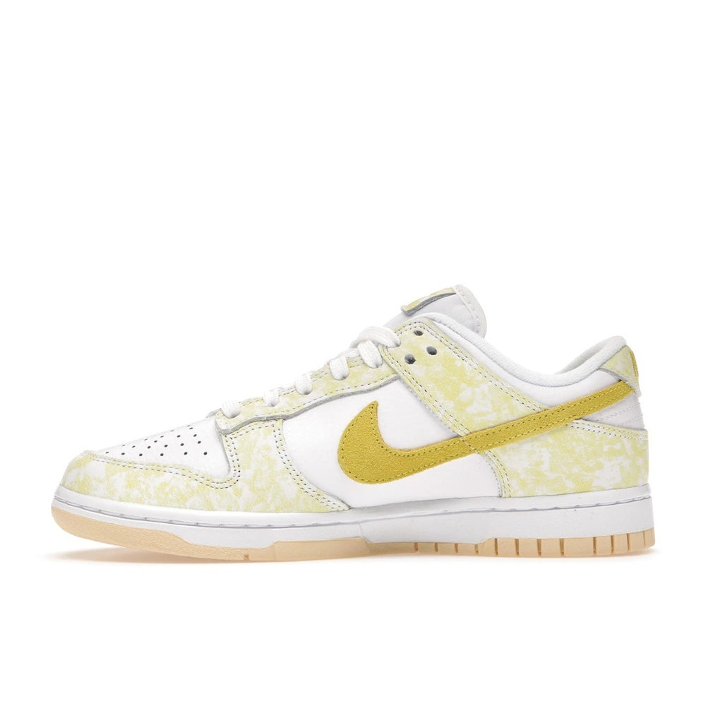Nike Dunk Low Yellow Strike (Women's)