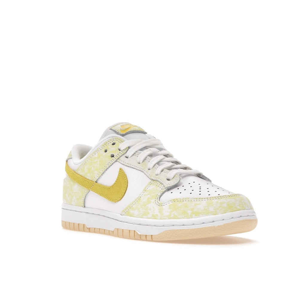 Nike Dunk Low Yellow Strike (Women's)