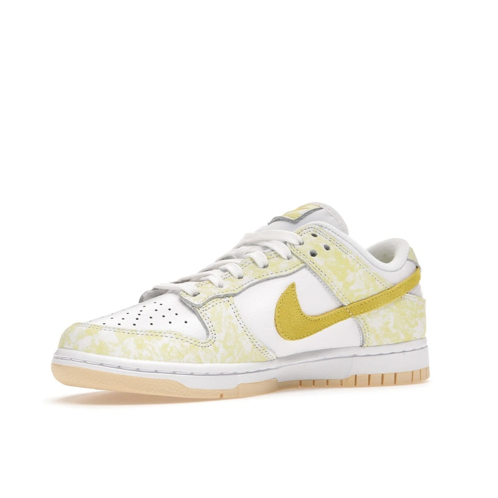 Nike Dunk Low Yellow Strike (Women's)