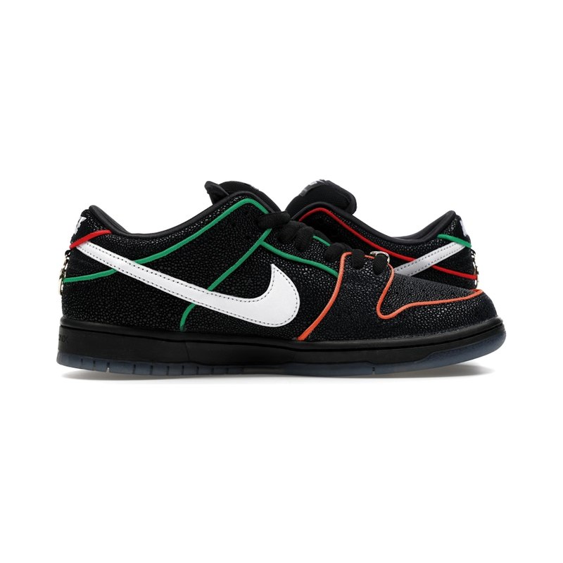 Nike SB Dunk Low Bronx Girls Skate