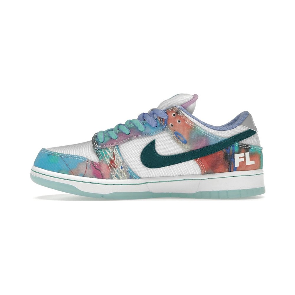 Nike SB Dunk Low Futura Laboratories Bleached Aqua